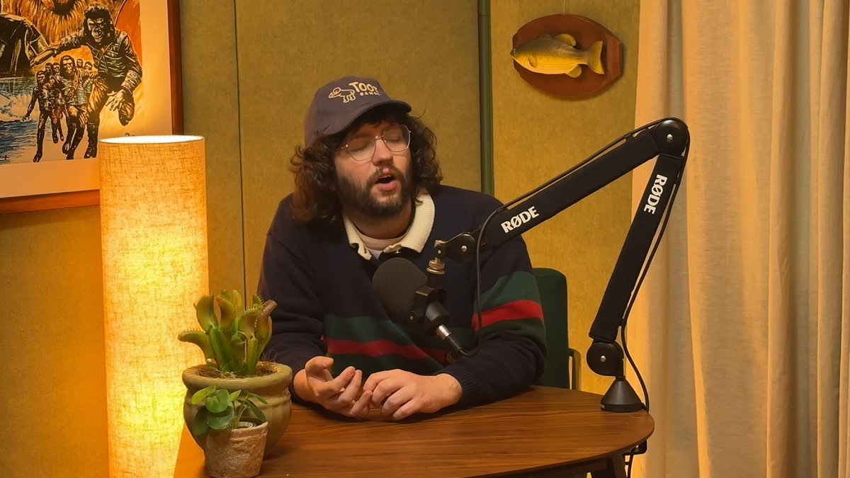 PlumbingTheScreen tweet media