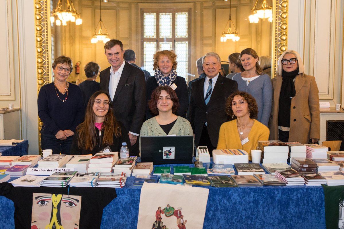 mairie6paris's tweet image. Retour sur le #SalonLivresFemmes !
Une journée vibrante dédiée aux voix et héroïnes de la littérature féminine
Merci à toutes les auteures et au public pour ces échanges inspirants.
#Lecture #Culture #FemmesDansLesLettres #VoixDeFemmes