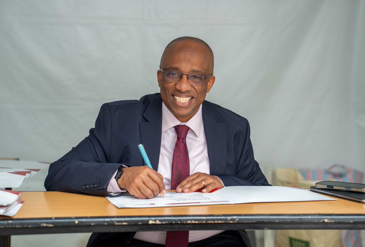 NCBABankKenya's tweet image. 24 entrepreneurs. 24 bold dreams. We celebrate the business men and women who graduated from the NCBA–Strathmore Enterprise Development Program, leaders who will shape Kenya’s next era of business.  #NCBATwendeMbele #Goforit