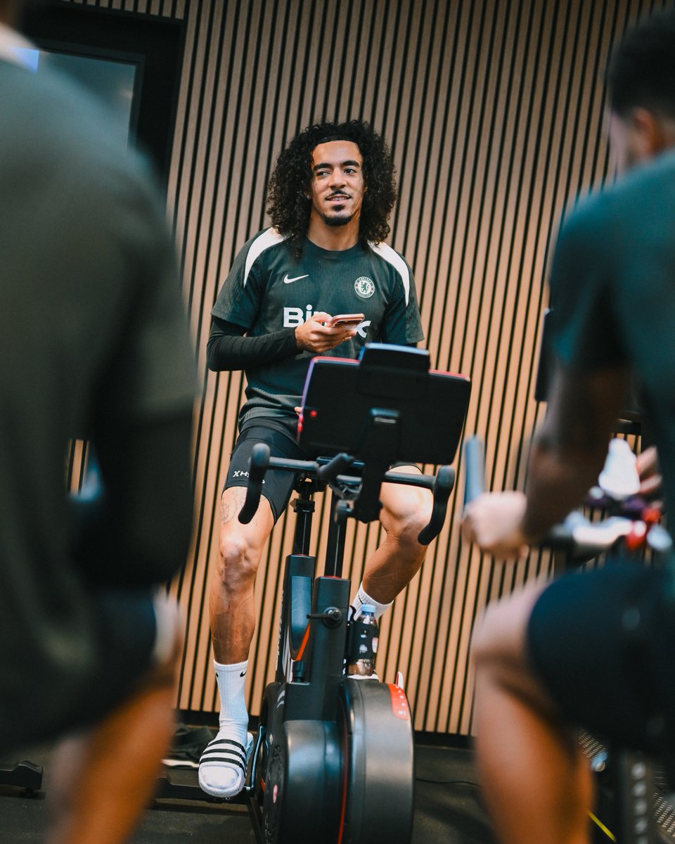 ChelseaFC's tweet image. Recovery. 🚲