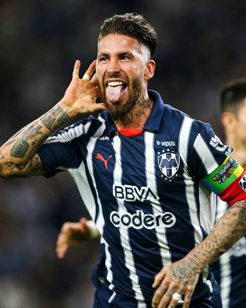 راموس أصبح لاعب حر 🇪🇸🟡⚫️

هل تؤيد تعاقد الاتحاد معاه لـ بطولة آسيا 😨🔥