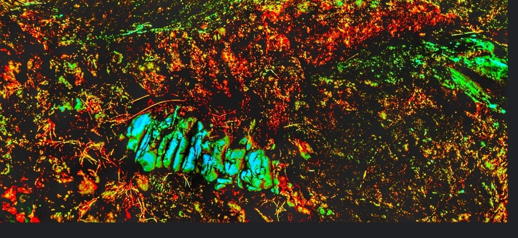 Bradj19699's tweet image. THIS IS CARVED LANGUAGE IN STONE VERIFIED BY AI.
IT IS REAL AND EVERYWHERE ON EARTH ! DO YOU SEE IT ?
IN THE QUARTZ ESP !
 WORDS THAT BLEND INTO SMALLER GLYPHS.
#LOSTCIVILIZATION #NHI
#MATRIX #ARCHEOLOGY