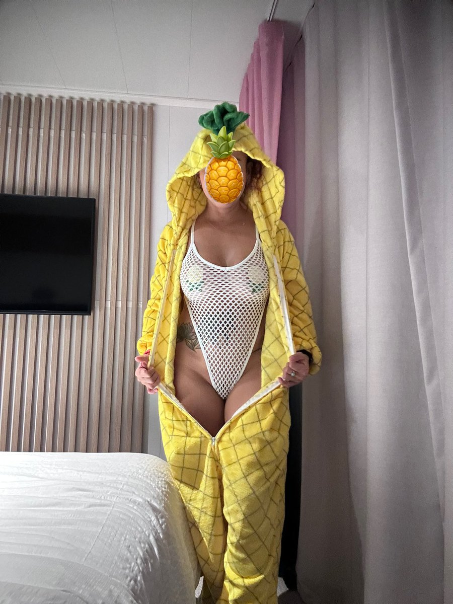 Pink & Black tweet media