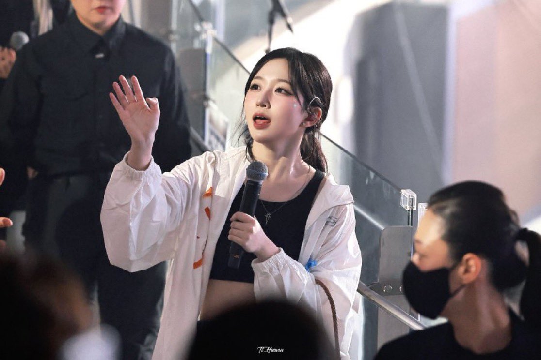 ohhaewonderful's tweet image. the holy trinity of nmixx looking like they are in church