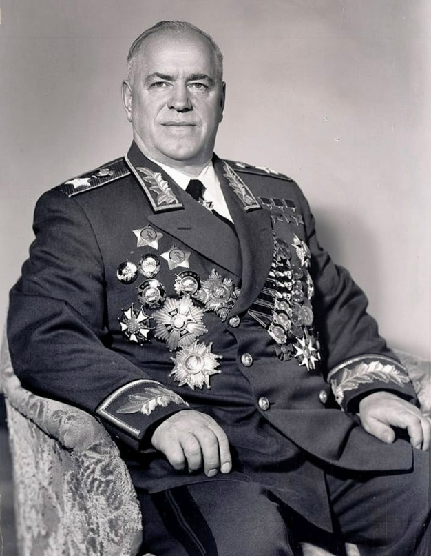 OvertonWin's tweet image. 1 декабря 1896 года родился Маршал Советского союза,четырежды Герой Советского союза, Георгий Константинович Жуков.