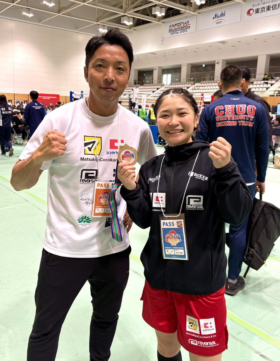 並木月海選手（マツキヨココカラ＆カンパニー）、東京五輪銅メダリストが2022年以来3年ぶりの全日本選手権制覇。 

多彩なフットワークで距離を測ってからの急襲アタックだけでなく、近接距離でプレスを掛けて強打を捻じ込むという、高校時代の荒々しいボクシングも再び自身のスタイルに取り入れた。