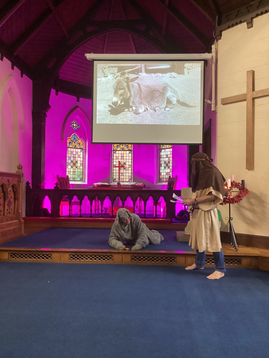 LittleSuttonCoE's tweet photo. Today, year 2 had a lovely time at Little Sutton Methodist Church. We listened to the Nativity story through song, dance and storytelling as well as making a Christmas craft. https://t.co/Fw8x9yzNv3