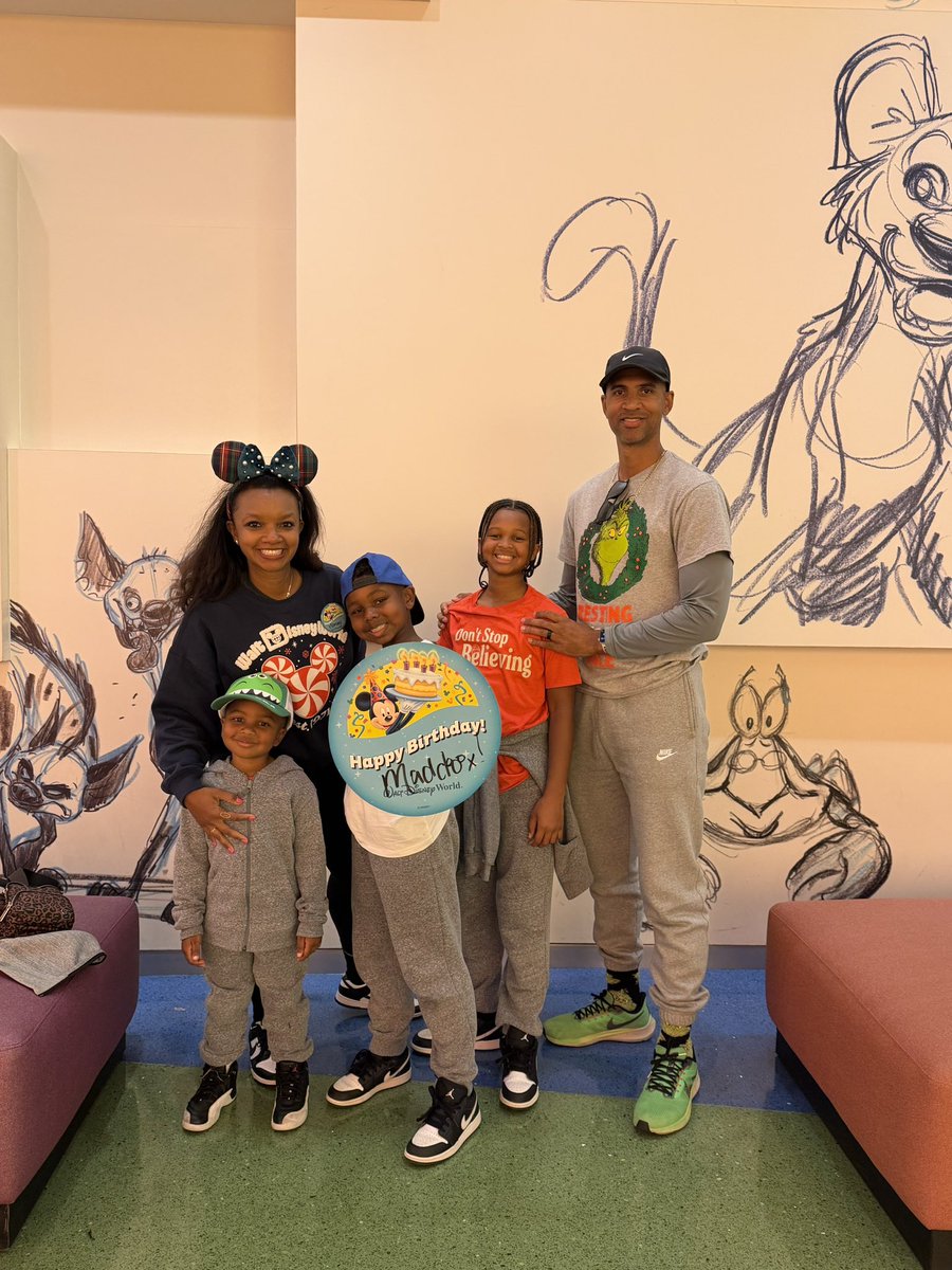 💗💙💙💙💙#Blessed #HillPartyOfFive