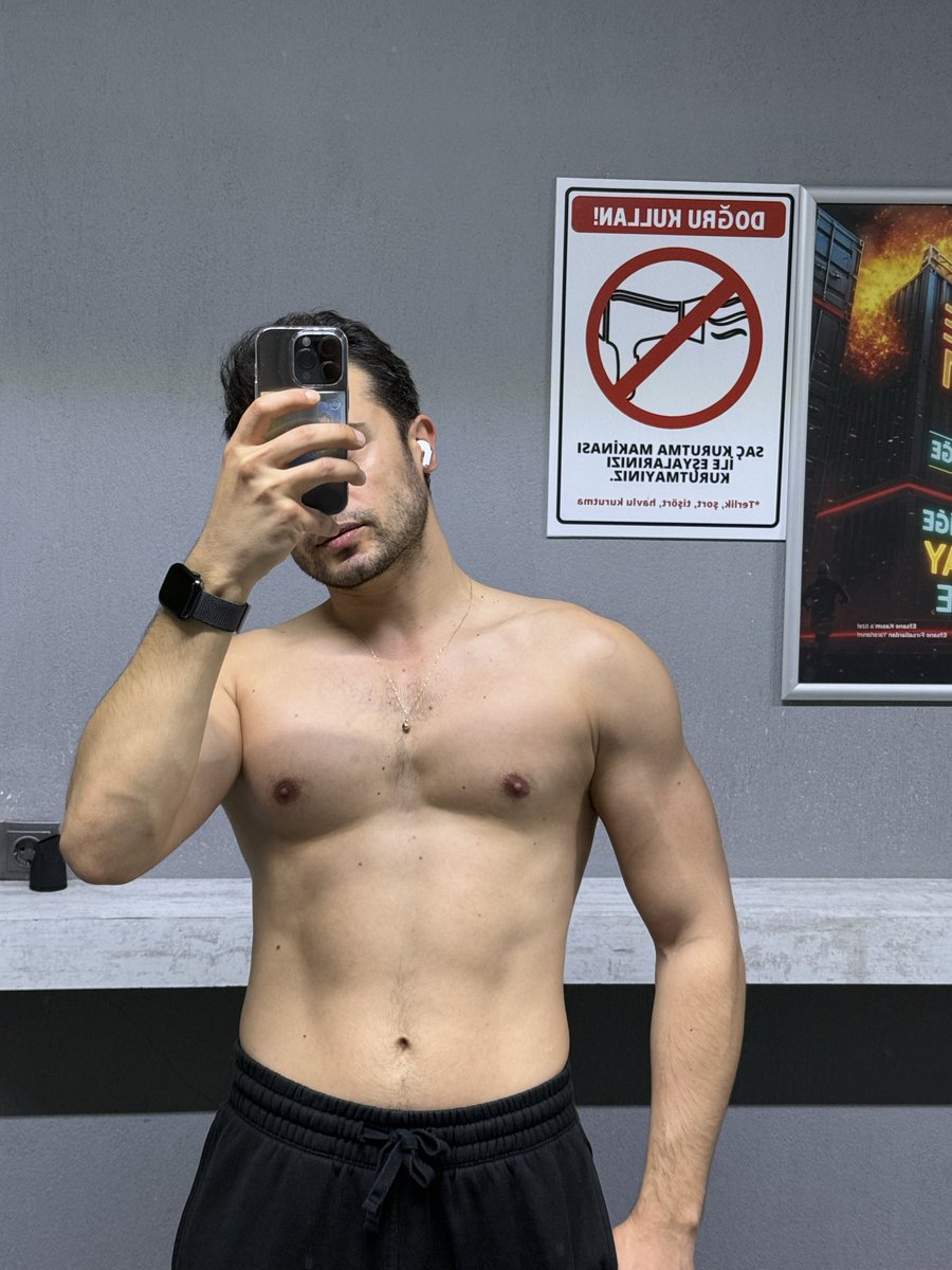 msty200's tweet image. Yanalım kibriti çak 👊