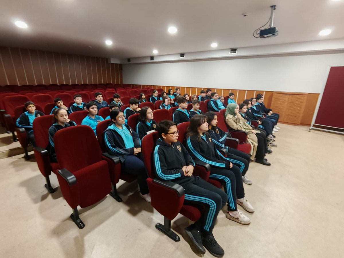 Üst öğrenim kurumlarını tanıtmak amacıyla Haydar Akın MTAL ve Mehmet Emin Horoz MTAL liselerine 8. Sınıf ögrencilerimizle birlikte okul gezisi yapılmıştır. Emeği geçen öğretmenlerimize teşekkür ederiz.

<a href="/tcmeb/">Millî Eğitim Bakanlığı</a> <a href="/istanbulilmem/">İstanbul İl Millî Eğitim Müdürlüğü</a> @avcilarilcemem