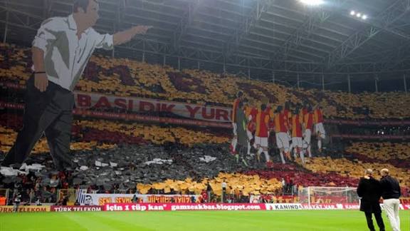 Taklitleri aslını yaşatır. 
Daha çok çalışmanız lazım. 
💛❤

#FBvsGS