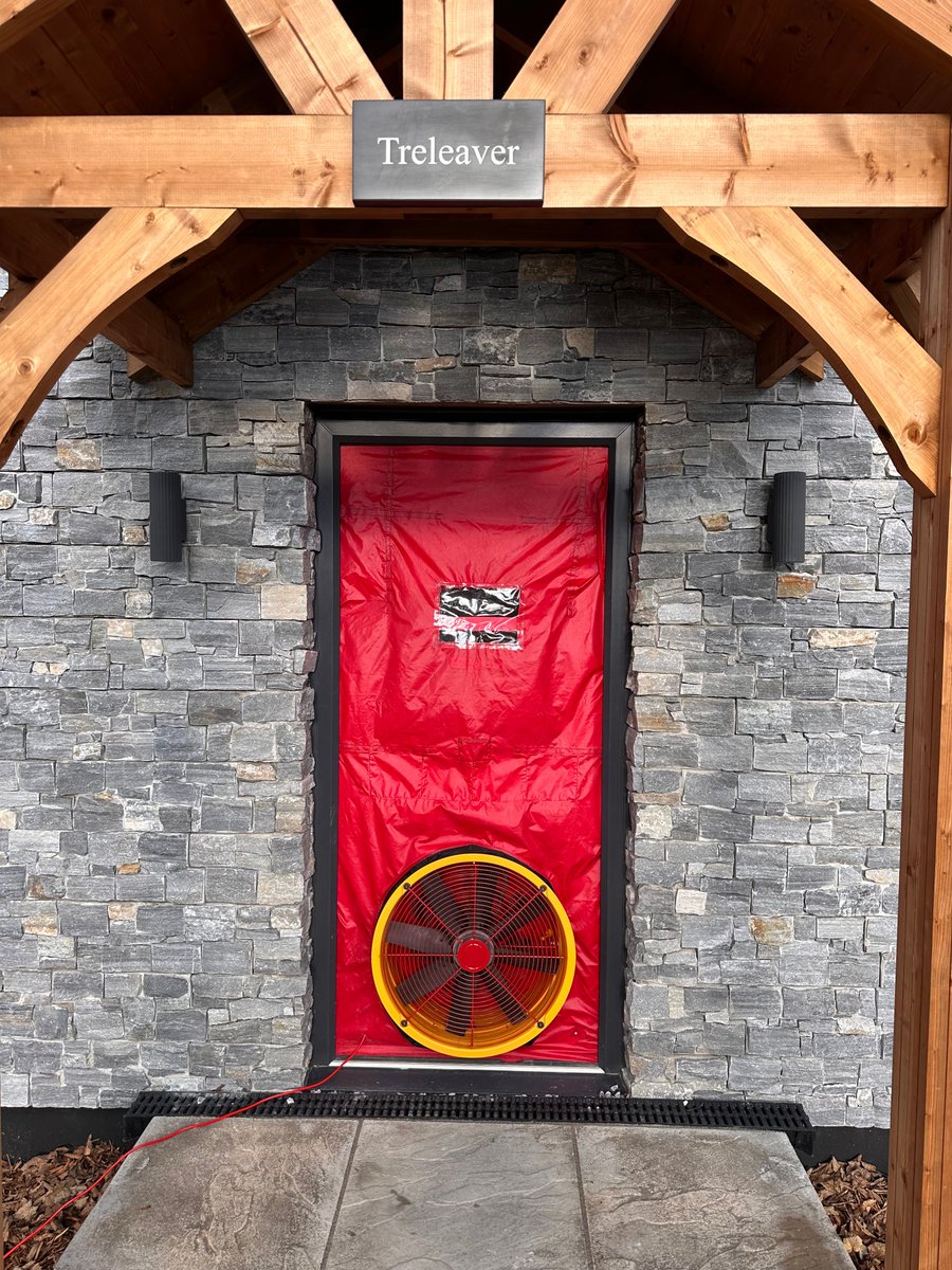 cornwallplanltd's tweet image. Air Pressure Test Completed – Cornwall 🏗💨

A successful result with airtightness testing now complete and construction finished onsite. Reflecting great workmanship by @tr1construction. EPC to follow shortly.

Need an air test or EPC?
📞 01736 448500 

#Airtightness #SAP #EPC