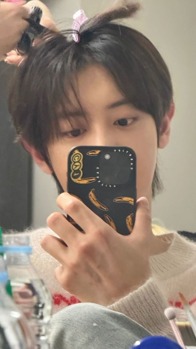 snchronize's tweet image. Padahal siang tadi udah rela main salon salonan sama rora