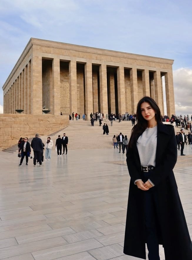 canyouallstop's tweet image. Dr.Yaz 🩺🌸 #Doc  #YaseminYazici