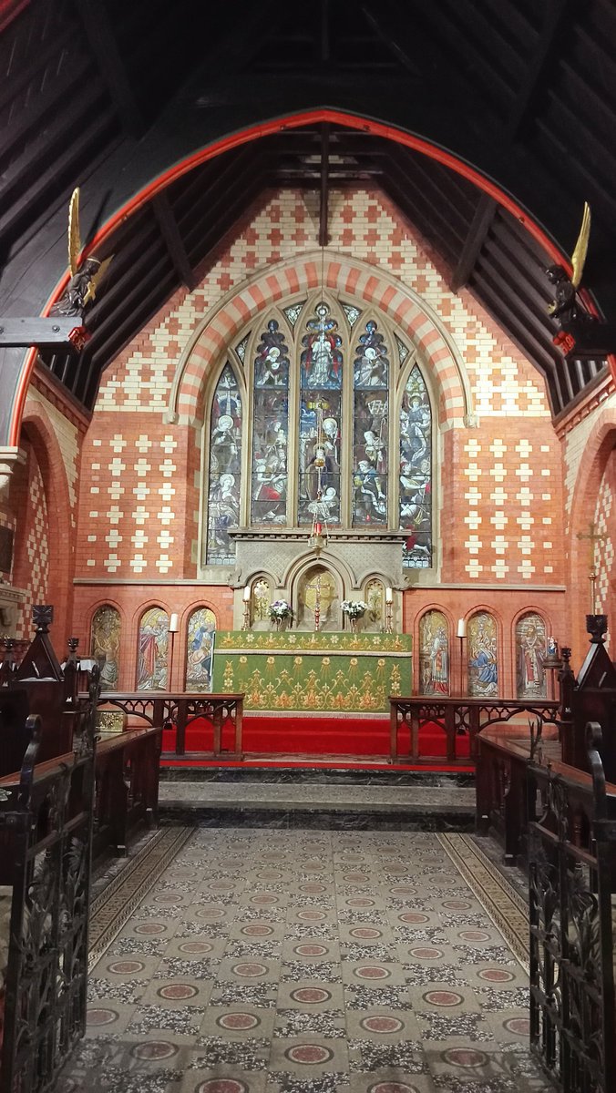 🙏

We pray for St Anne, Haughton.

We pray for church members and the local community, that they may experience the peace and love of Christ in their lives.