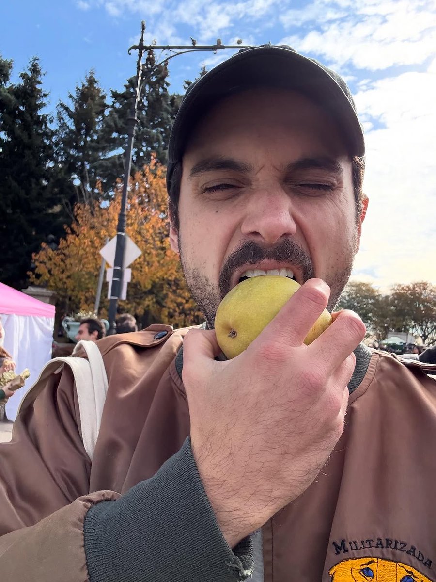 Jack Falahee France tweet media