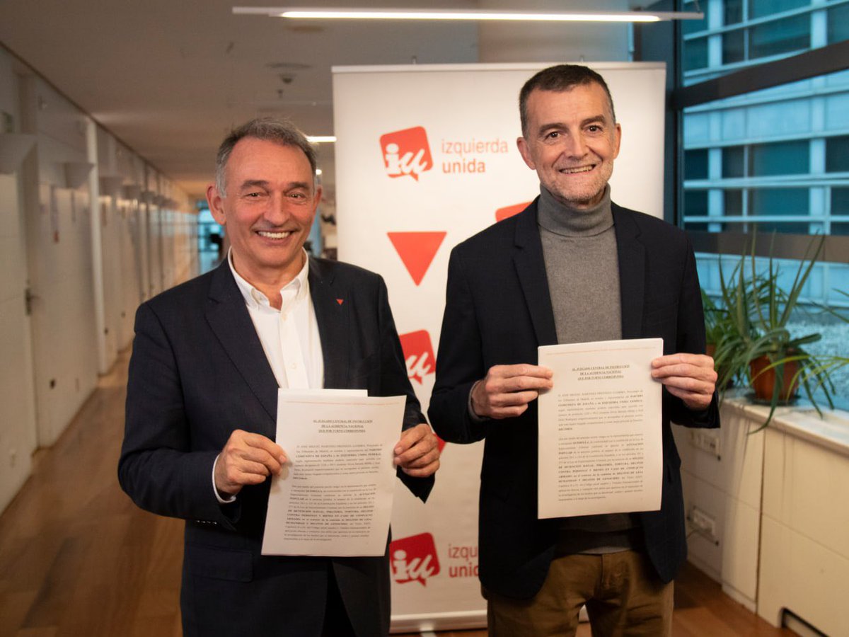 La Audiencia Nacional abre diligencias previas por la querella presentada por <a href="/IzquierdaUnida/">Izquierda Unida🔻🇵🇸</a> y el <a href="/elpce/">Partido Comunista de España 🇵🇸</a> contra autoridades del régimen israelí por el asalto criminal a la Global Sumud Flotilla. 

Seguiremos luchando para que la impunidad no se imponga👉🏼 iunida.org/sbwb5