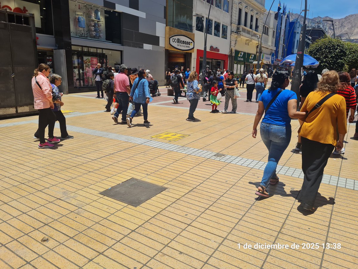 Que distinto es ver las calles limpias. Esperemos dure. Gracias <a href="/muniantof/">Antofagasta</a> <a href="/CreoAntofagasta/">Creo Antofagasta</a>.