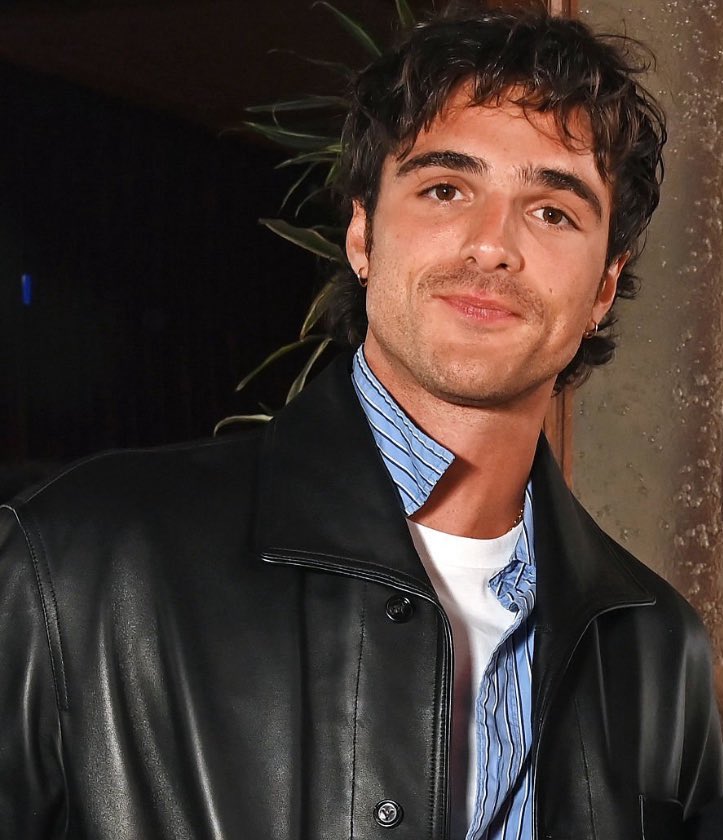 elordislutt's tweet image. the hair, the face card, the jacket— oh my lordi