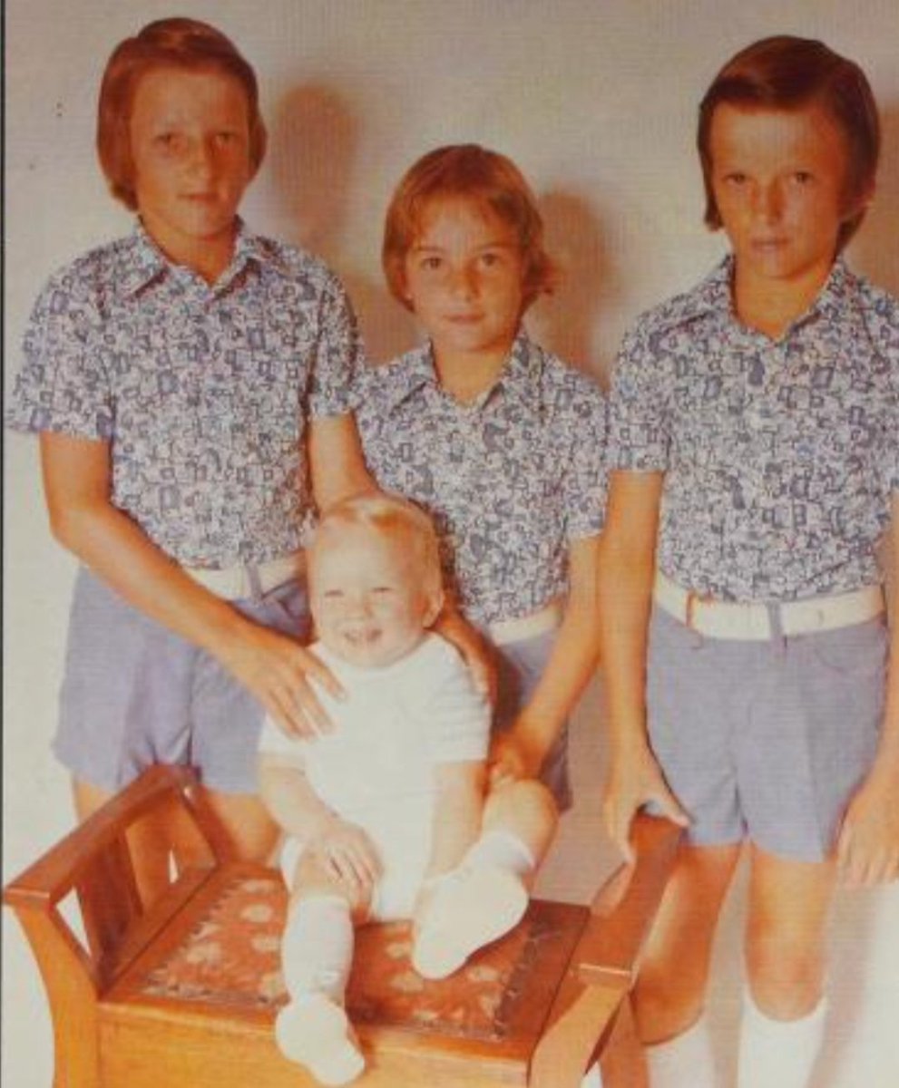 WONDER YEARS
A 1975 photograph of the talented WAUGH brothers: Steve, Mark, Dean and Danny. #CricketTwitter <a href="/kimwaugh6/">Kim Waugh</a> <a href="/juniorwaugh349/">Mark Waugh</a>