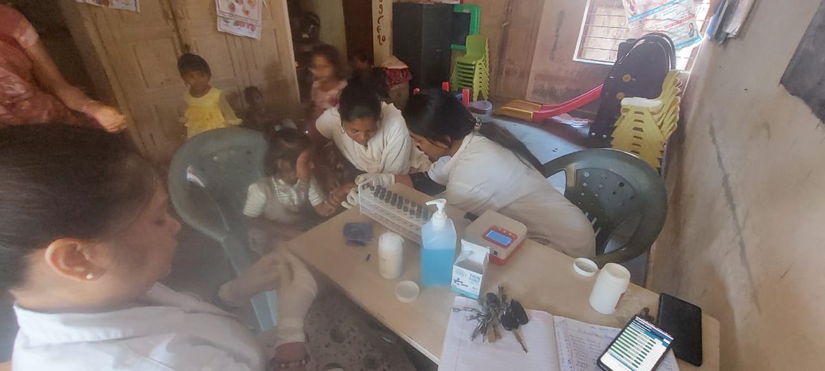 AAM_Valpor's tweet image. 🇮🇳🏥
#NETRANGBLOCK 
#PHCKHARETHA 
#AAMVALPORE 
#HEMOGLOBINTEST 
#SICKLCELLTEST 
#AGANVADI 

"આજરોજ  #આયુષ્યમાનઆરોગ્યમઁદિરવાલપોર ની #આરોગ્યટીમ દ્વારા #આંગણવાડી #રૂપઘાટ અને #ફીચવાડા(ડુ) ના બાળકોની #સિકલસેલ અને #HB ની #આરોગ્યતપાસ હાથ ધરવામાં આવેલ હતી...
@PHCKharetha @CollectorBharch