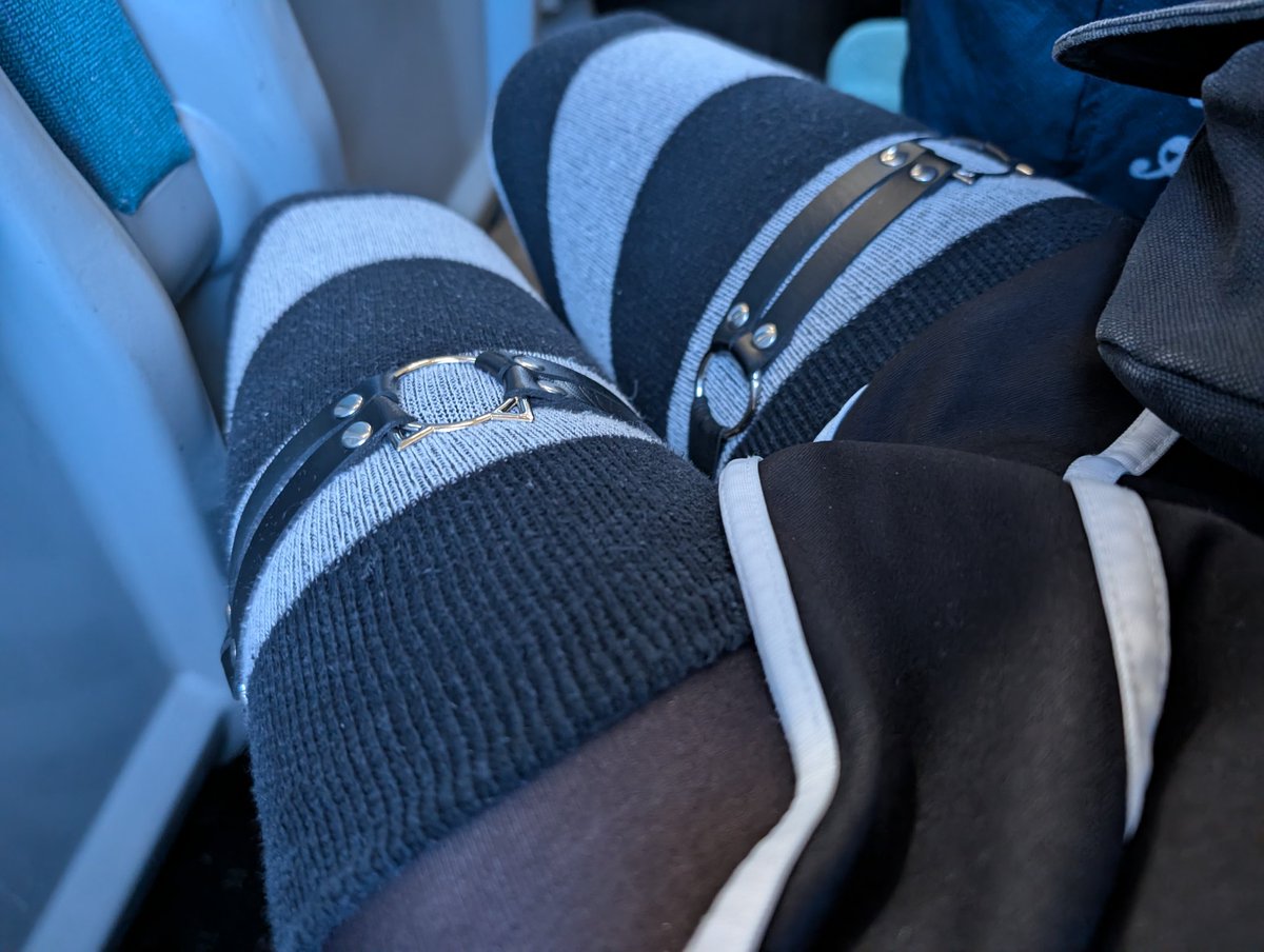 Dergy AD tweet media