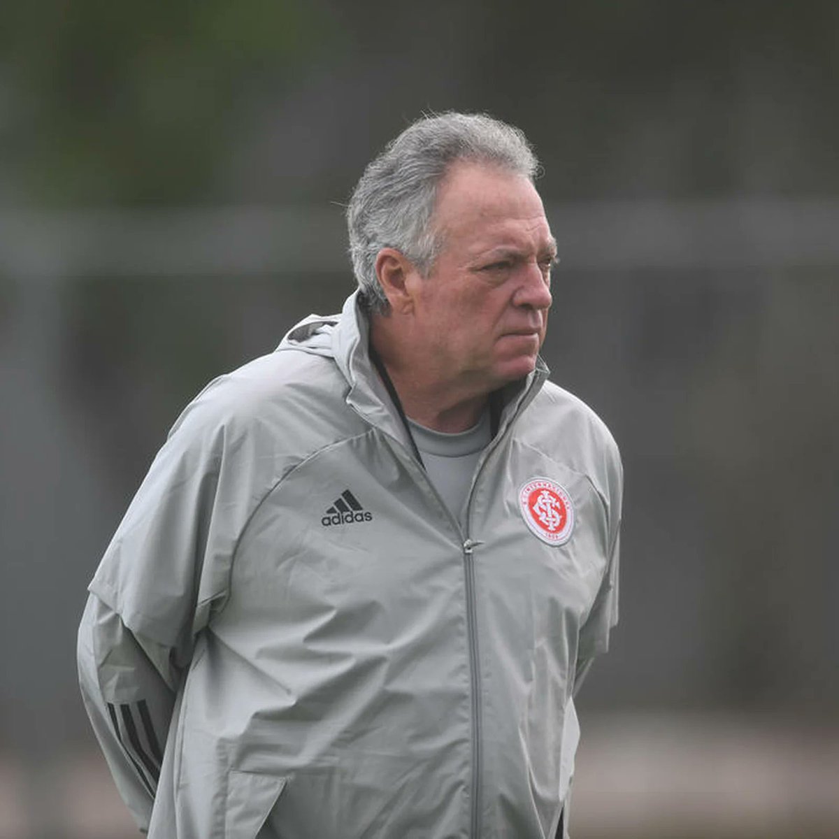 cortesdochorume's tweet photo. 🚨 URGENTE!  

Abel Braga é denunciado por declaração homofóbica e pega 2 jogos de suspensão. https://t.co/qKfgNcg09S