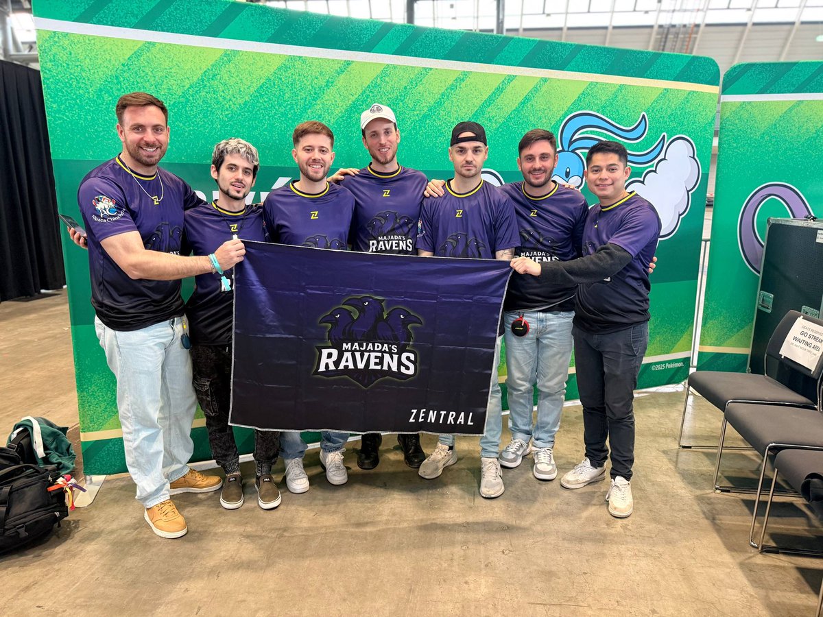 My worst tournament ever but with my family, I don’t need anything else to be happy in tournaments 🫶🏼