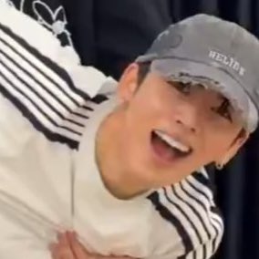 เจื๋อไม่อยู่          จิ๋วร่าเริง

#PerthSanta #เพิร์ธแซนต้า
#PerthTanapon #Santapp