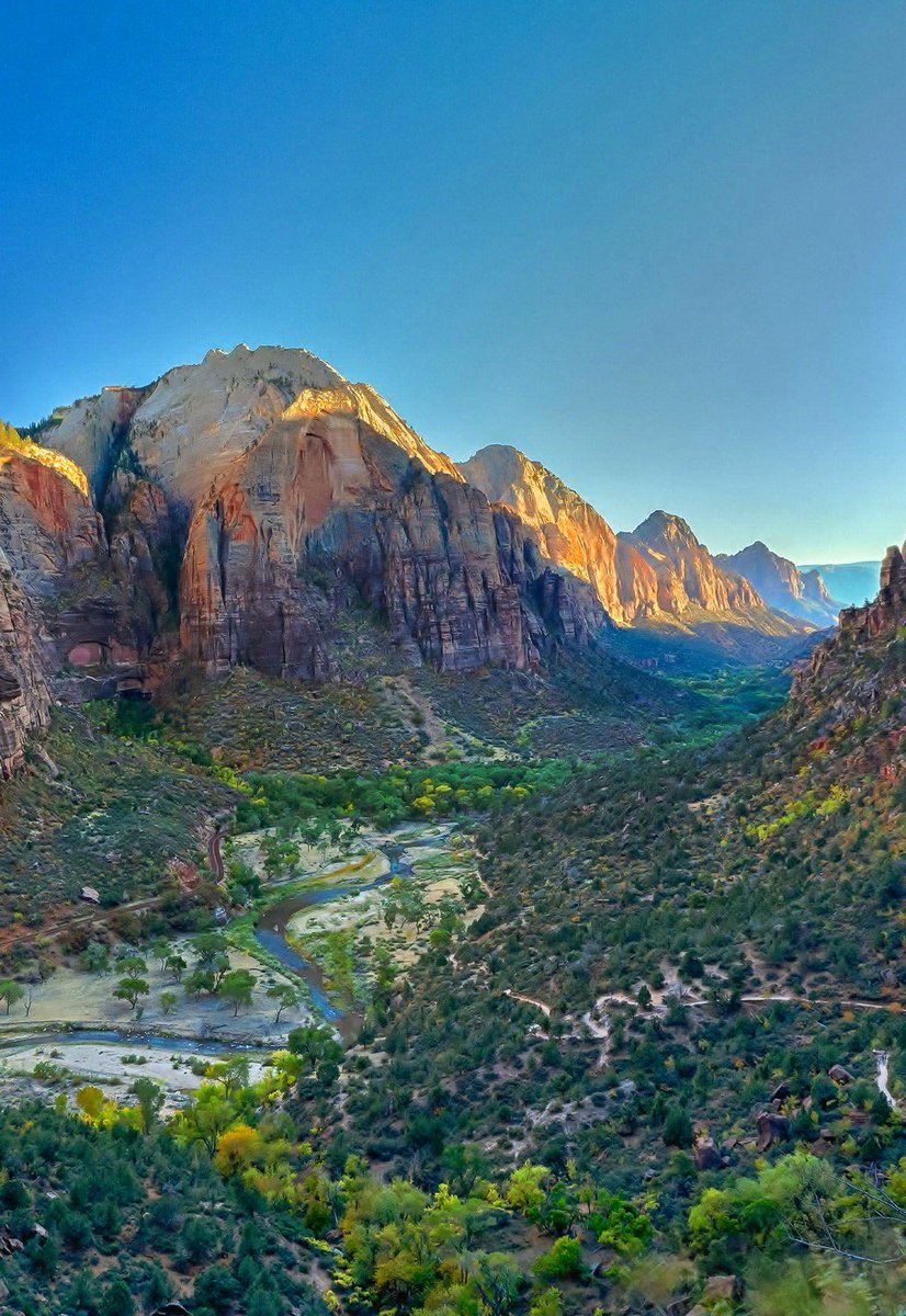HanvxBoyd's tweet image. Scenic top view to Zion Canyon and the Virgin River flowing in the bottom, located at Zion National Park in Utah. Looks like a great place for hiking.🤔