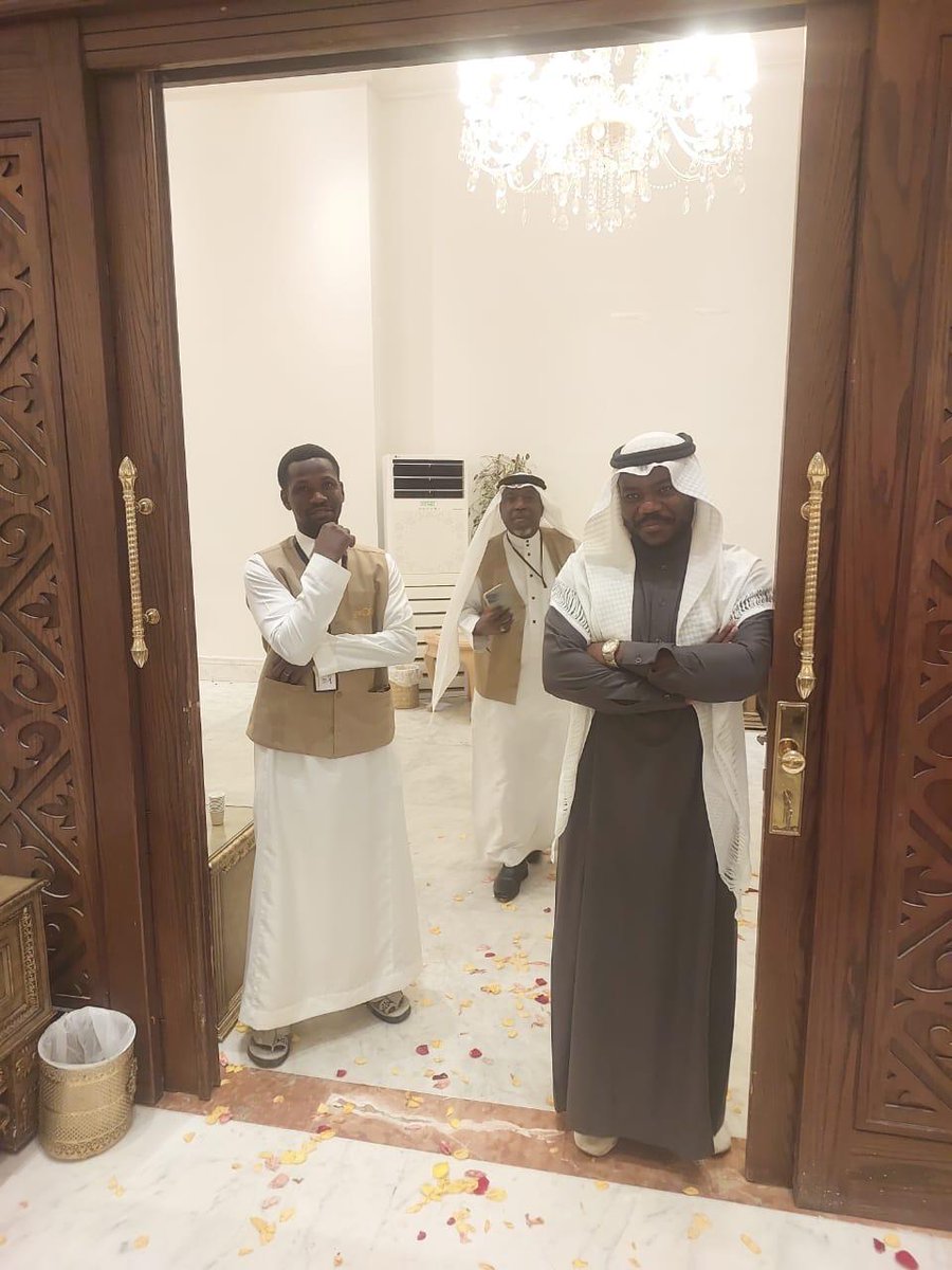 #شكرا للأستاذتين المنسوبتين لتعليم جدة الأستاذة زين والأستاذة سميرة
#شكرا لمعلمات التحفيظ بجدة ومكة المكرمة فاطمة وجميلة وإيمان 
#شكرا للأستاذة / أنيسة والأستاذة/ عائشة
#شكرا لجميع المتطوعين الأساتذة :عبدالرحمن و عبدالله والأبن عكاشة
#شكرا للطفلتين لين وليان
#شكرا #شكرا #شكرا