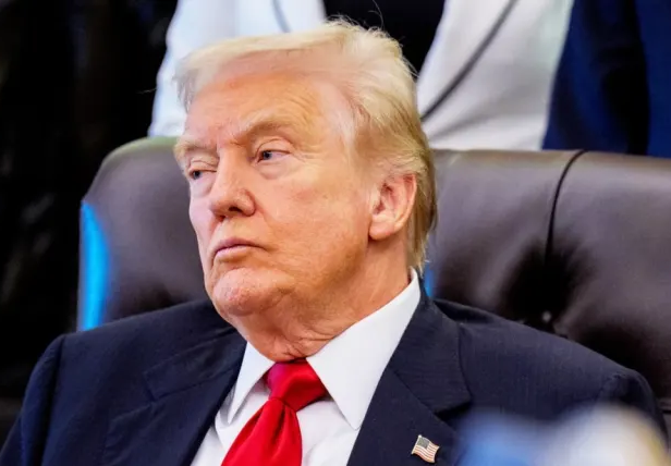 PaulleyTicks's tweet image. And 13-year-old girls fear this