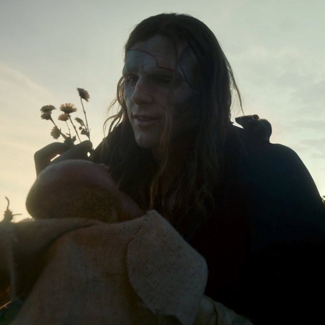 fatalverses's tweet image. I think if you kissed his nose he would touch it and blink and think fondly of it for a long long while.