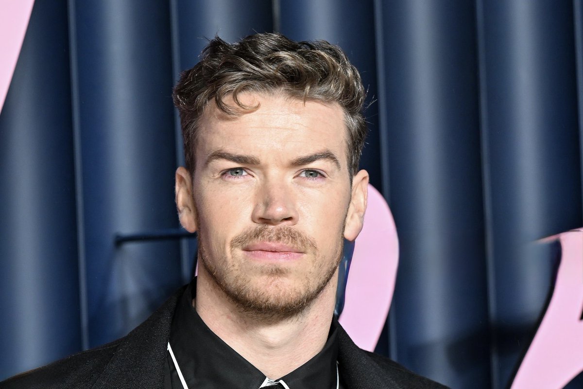 bestofpoulter's tweet image. Will Poulter attends The Fashion Awards 2025