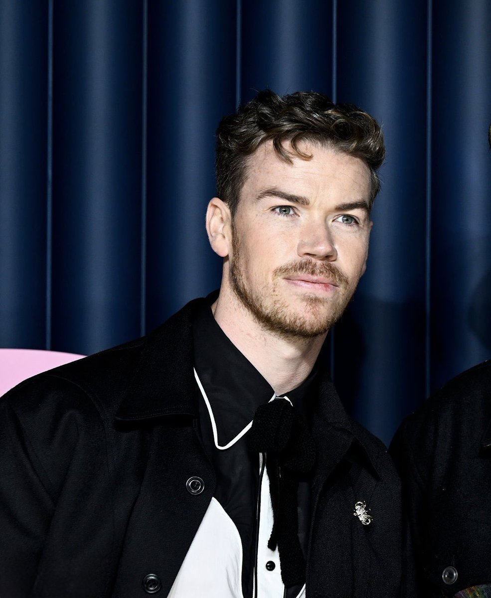 bestofpoulter's tweet image. Will Poulter attends The Fashion Awards 2025