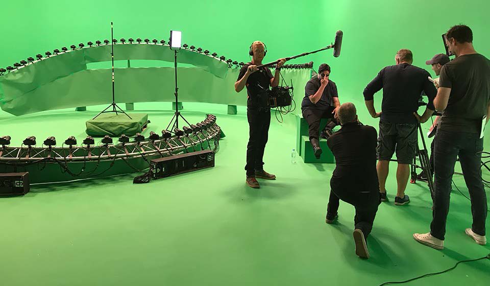 BobaFettANHSE's tweet image. #thematrix #behindthescenes🎬 #filmmaking 

🎥 1999