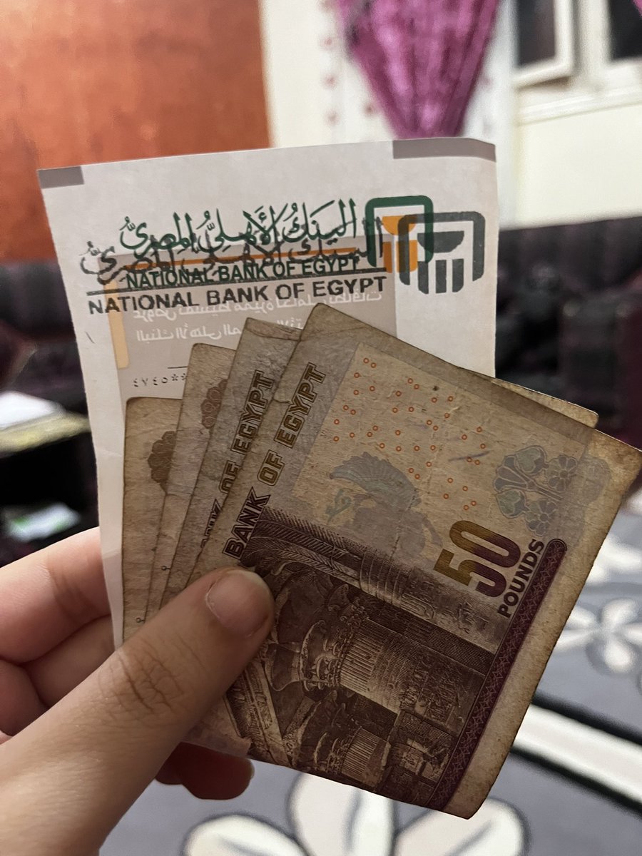 shimaaEALDeep's tweet image. ماتبقى من المرتب 😒