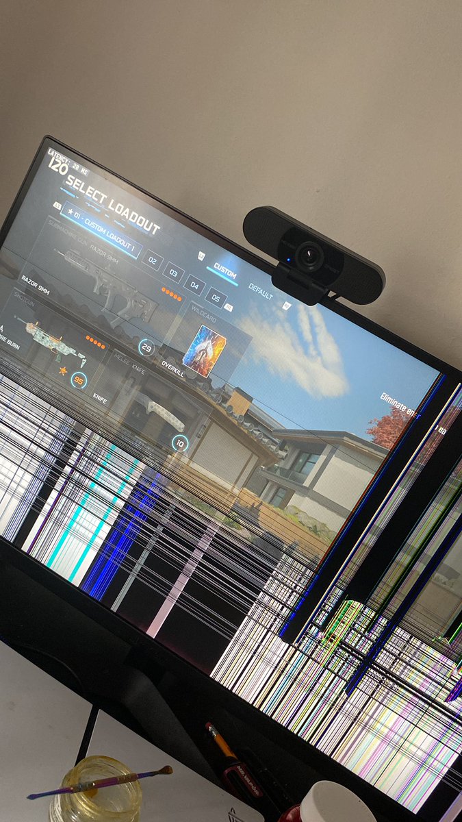 Dont hit reque for new lobby in FFA it puts you right back in the same one.