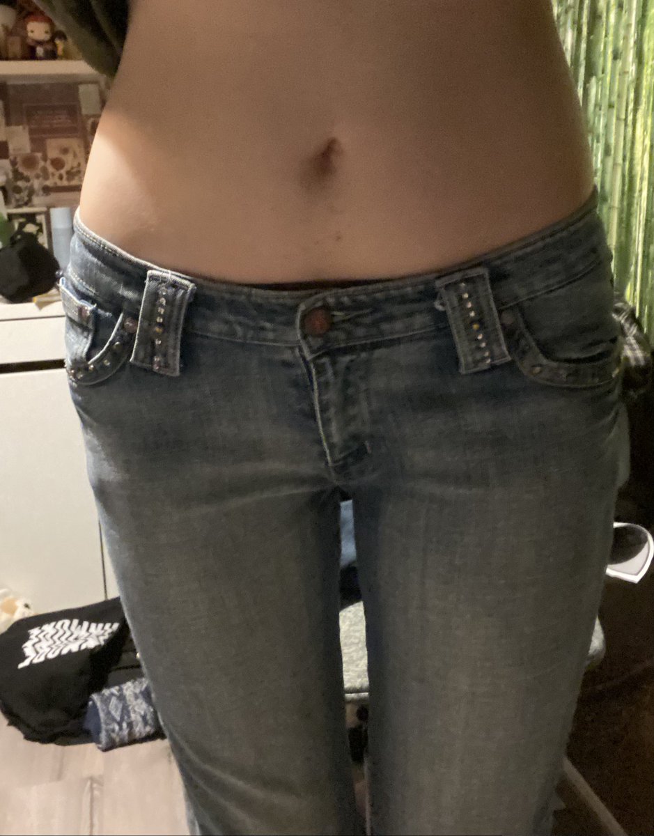 First jeans that have made me feel pretty confident :)) I luvv the jewel details