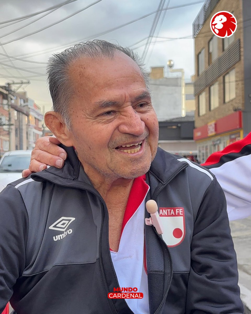 Mundo_Cardenal's tweet image. Felicitamos al 'Maestrico' Cañón por obtener el premio Vida y Obra en la gala del Deportista del Año de El Espectador y Movistar el cual ganó por ser uno de los jugadores más importantes de la historia de Santa Fe y su peso en el fútbol profesional colombiano.