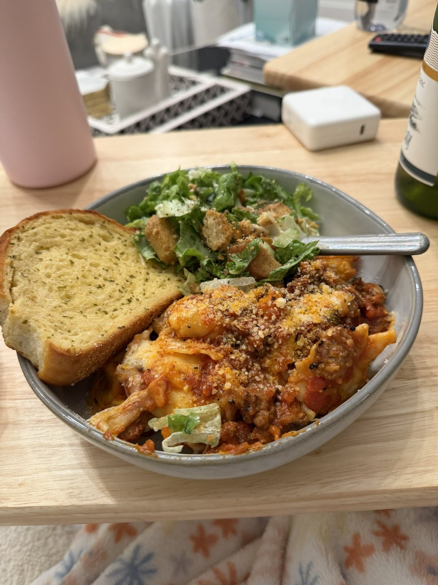 Tortellini, salad and Texas toast for the wife last night. Big week ahead