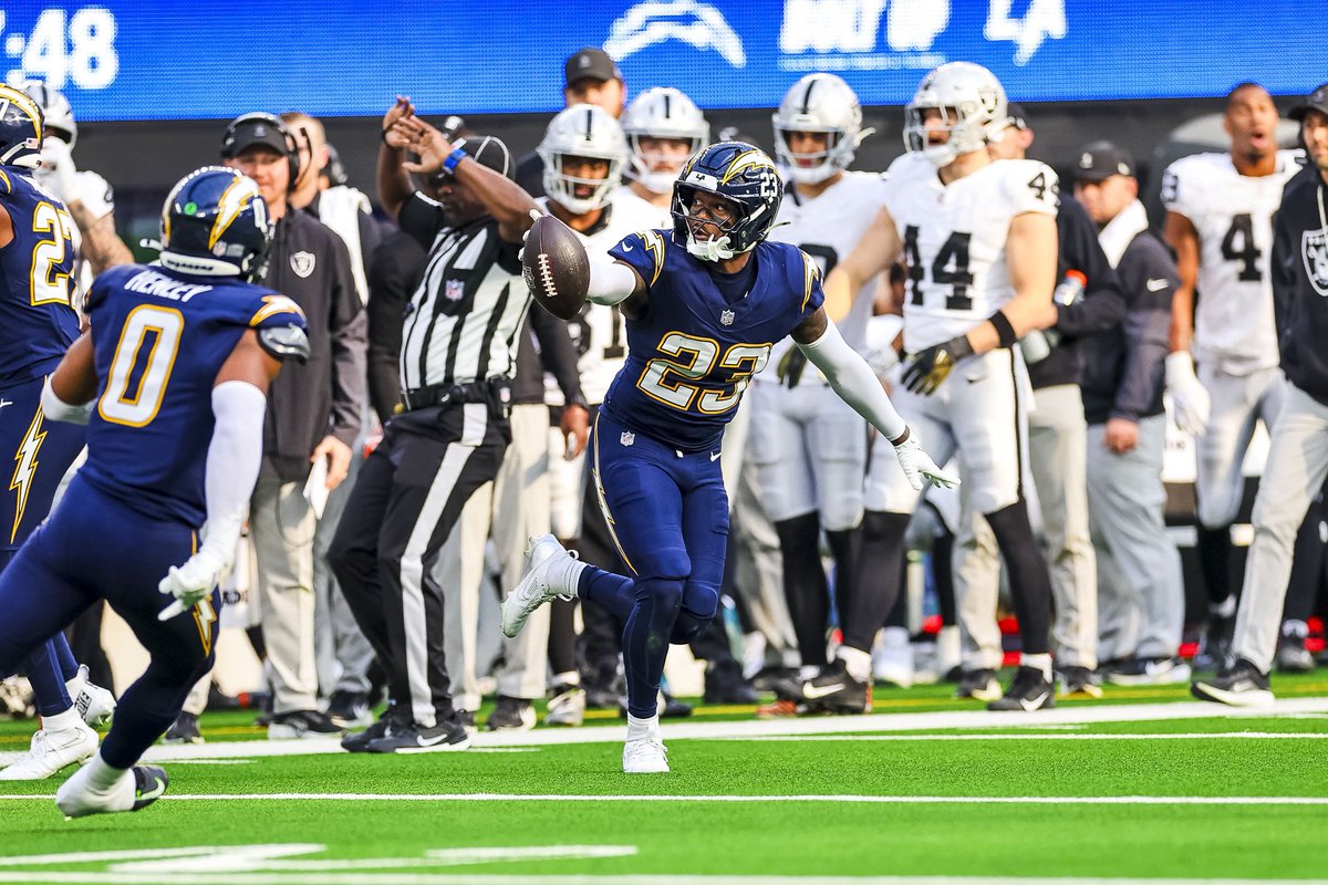 Tony Jefferson tweet media