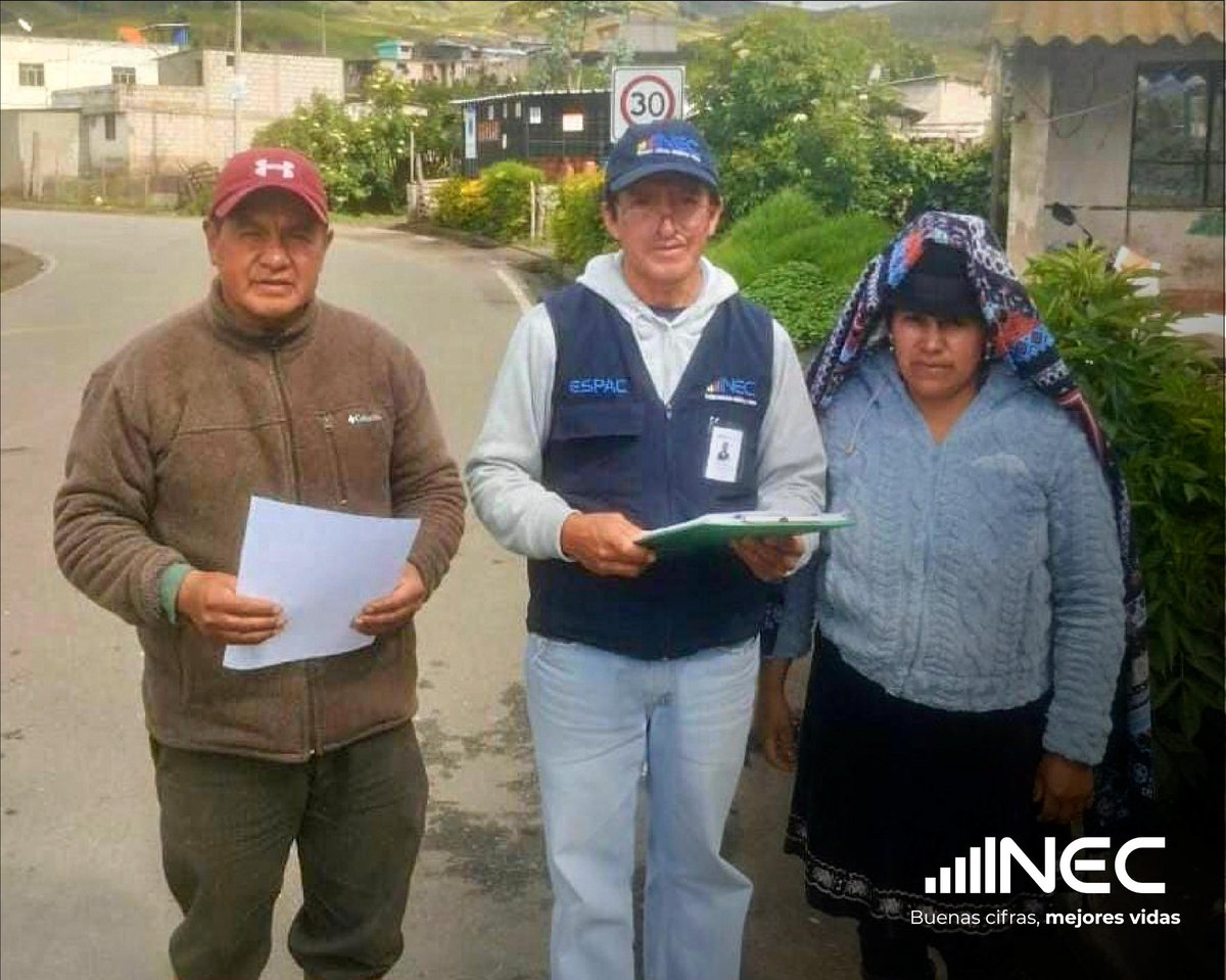 Ecuadorencifras's tweet photo. 📍 Cotopaxi | Coordinación Zonal 3
Avanzamos con el levantamiento de la 📊 Encuesta de Superficie y Producción Agropecuaria Continua (#ESPAC), una operación clave para conocer la realidad del campo ecuatoriano. 👨🌾🚜
Nuestro equipo de entrevistadores están presentes en varios cantones de la provincia, recogiendo datos que se transforma en información estadística oportuna para el desarrollo del país. 🇪🇨
✅ La ESPAC es la principal fuente de información del sector agropecuario.
🙋♀️🚪 ¡Ábrele la puerta al INEC!.
#BuenasCifras #MejoresVidas 💙📊