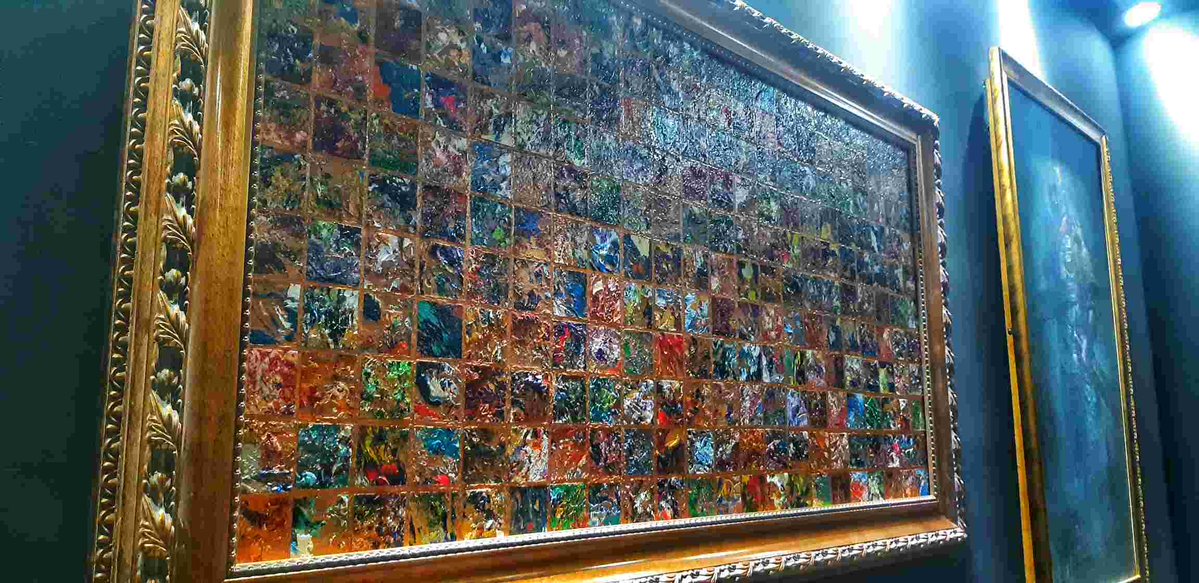 MattVegh's tweet image. I have tried to get that Mosaic back from Amy for several years! She ain&apos;t letting it go!

Same goes for a similar-sized piece I did for the 2019 Golden Panda International Design and Creativity week that I sold to her friend Helen. 

But happy these two ladies got great deals!