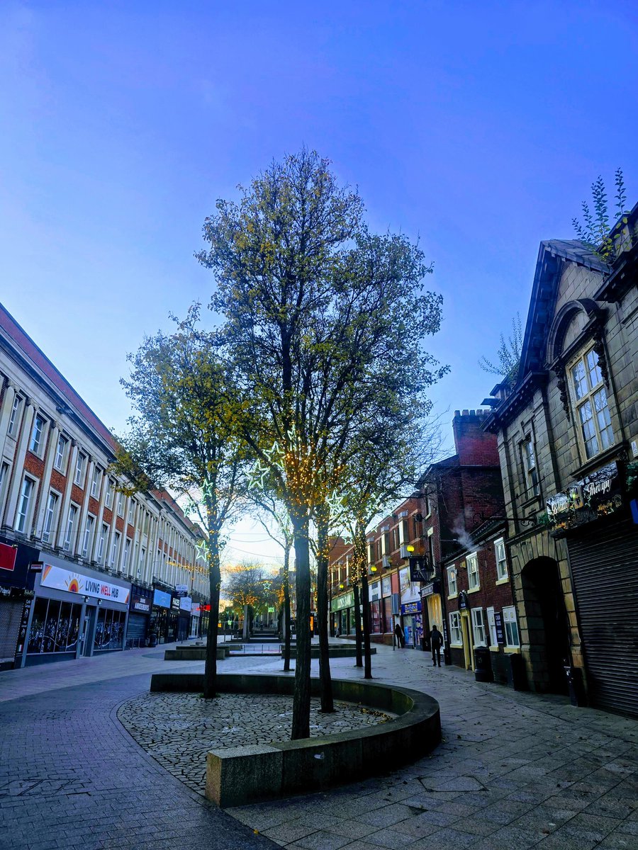 Paul Neill tweet media