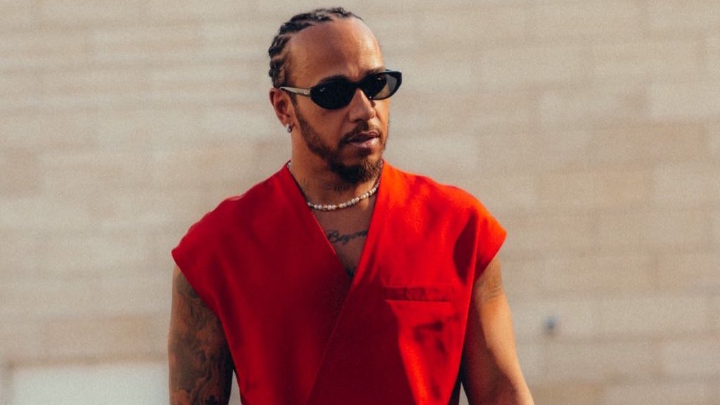 Sir Lewis Hamilton sharing what he said to the FIA in their pre-Qatar driver's meeting:

"I mean, I think, being critical, like if you look, when I was in the drivers’ briefing, for example, I asked them the question, ‘Like, why have you seen last year there was no overtaking?