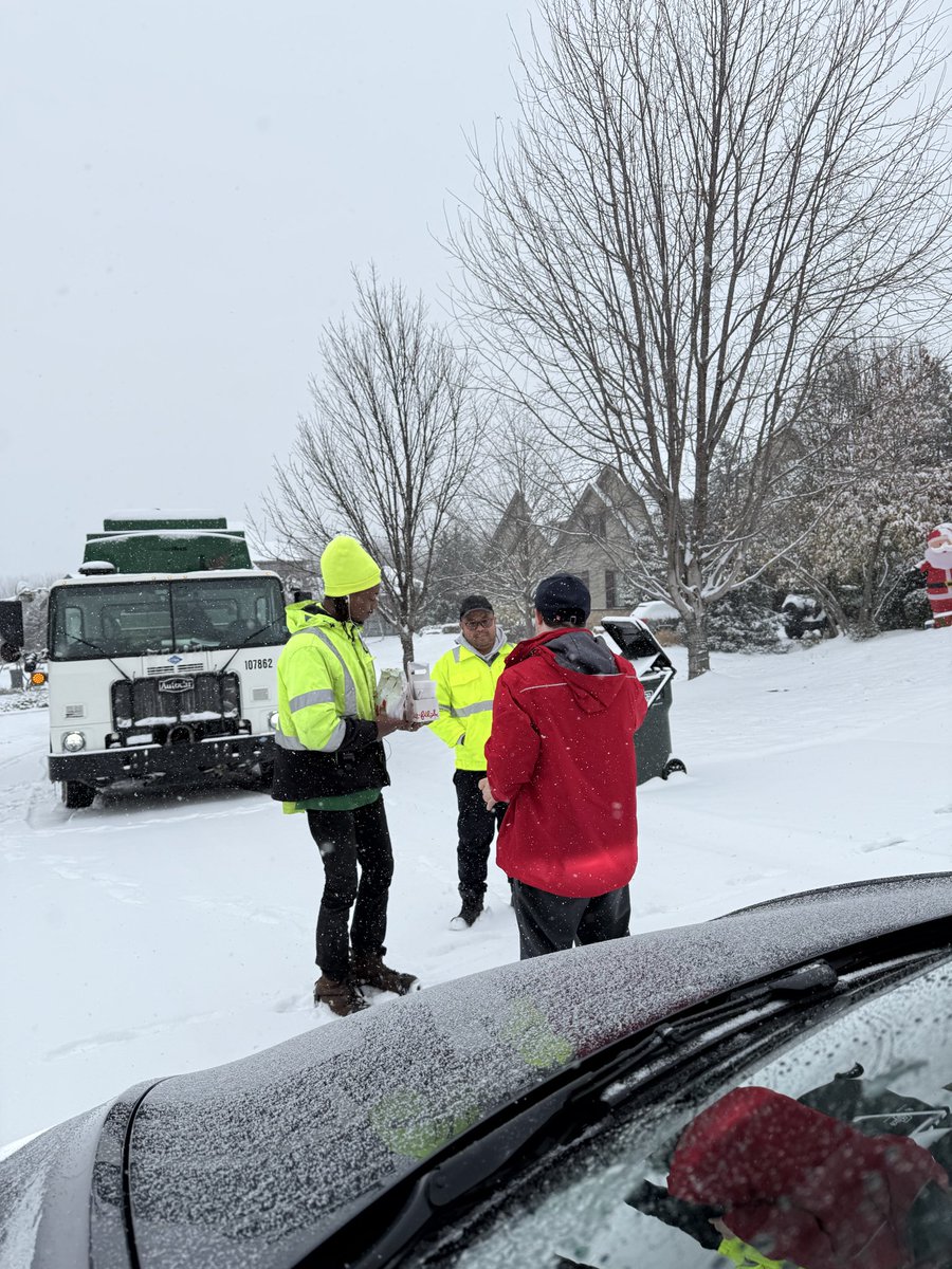 Rex Hudler tweet media