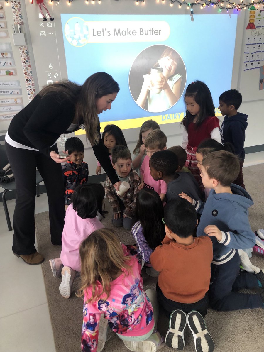 Mrs. Riley tweet media