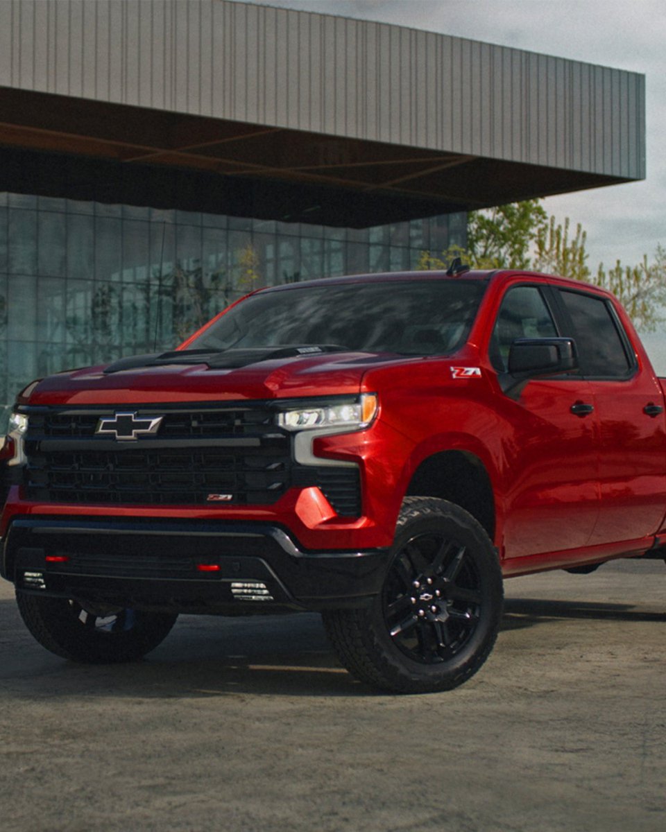 ValleyChevy's tweet photo. Meet the winter-ready 2026 Silverado LT Trail Boss in Redcoat Tint Metallic.
Built to tackle every mile with confidence and attitude. 💪🔥

https://t.co/Ny1i6RwNwE https://t.co/gfdjtRe87A