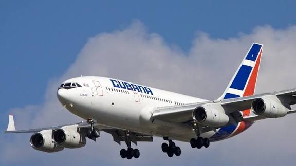 RP_OndaAlegria's tweet image. 🛫✈️| @aviacion_cubana anuncia reajuste en sus operaciones

ℹ️ Ampliamos la información en el sitio web de #RadioProgreso #LaOndaDeLaAlegría 👇🔗 radioprogreso.icrt.cu/cubana-de-avia…

#Transporte #aviacion #RadioCubana #SonidoParaVer #Noticias #Actualidad